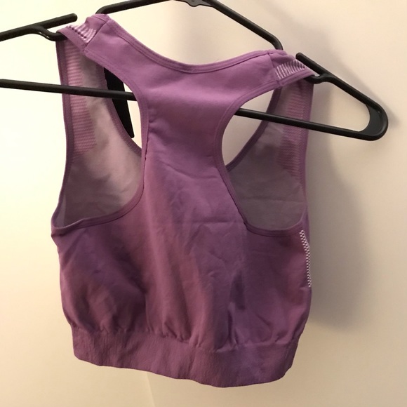5/30% off - Purple/violet workout top sports bra SUPER COMFORTABLE - Picture 2 of 2